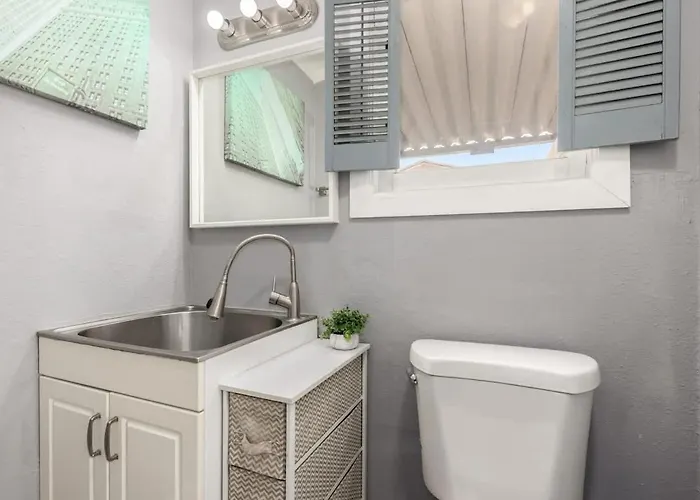 Private 1br Peaceful Urban Phoenix